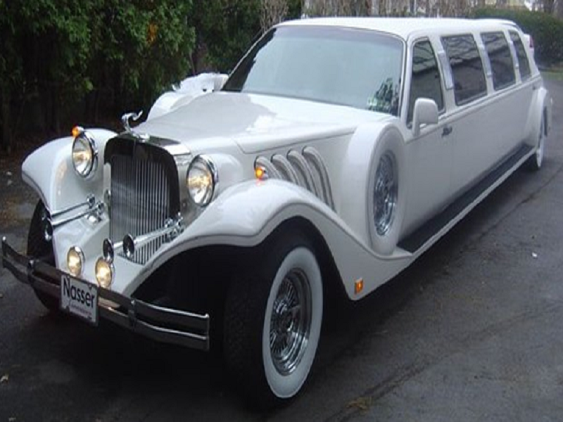 Excalibur Prom Limos for Hire