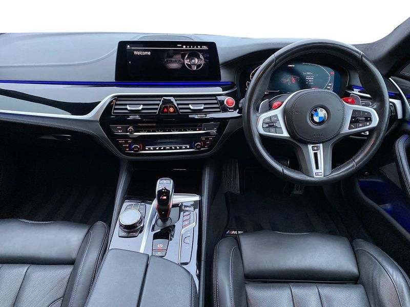 BMW M5 Series Limo Hire 12