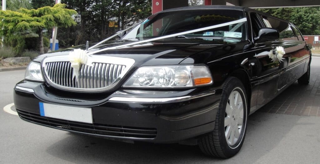 Lincoln Stretch Limousine Hires